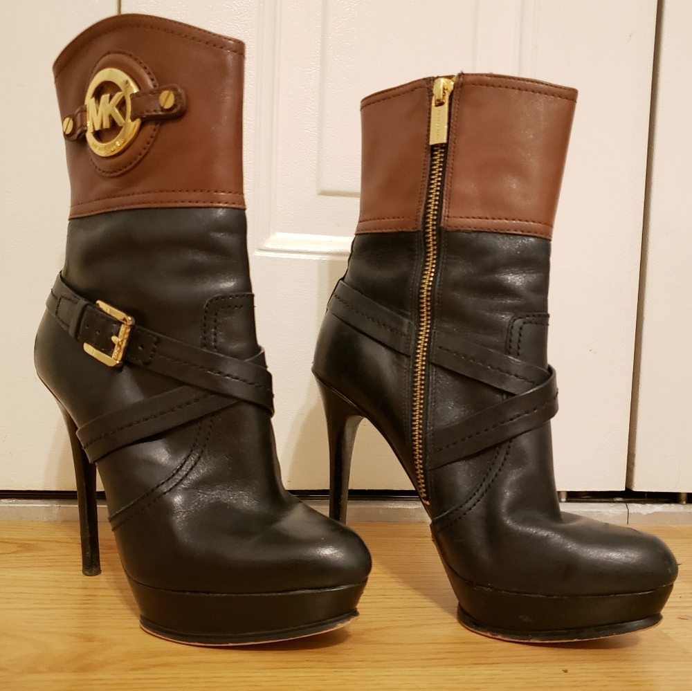 Michael Kors Leather Black and Brown Booties